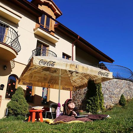 Penzion Na Slnecnej Strani Vyhne Exterior foto